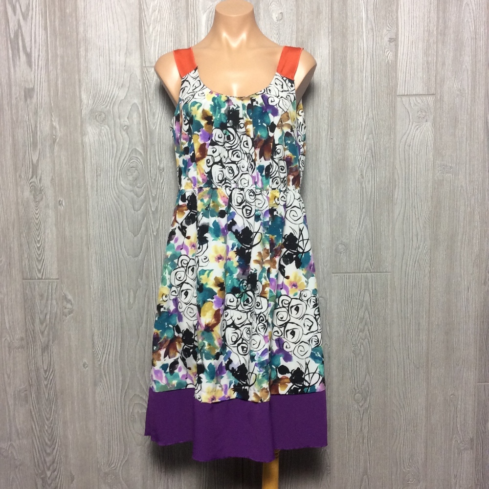 Beautiful Printed Vera Wang Dress